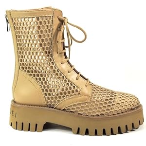 ショートブーツ・ブーティ Casadei \